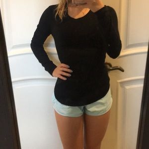 Old navy black thermal shirt